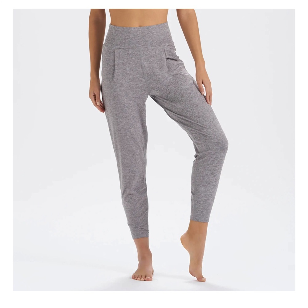 Vuori Lux Harem Clay Heather Size Small
